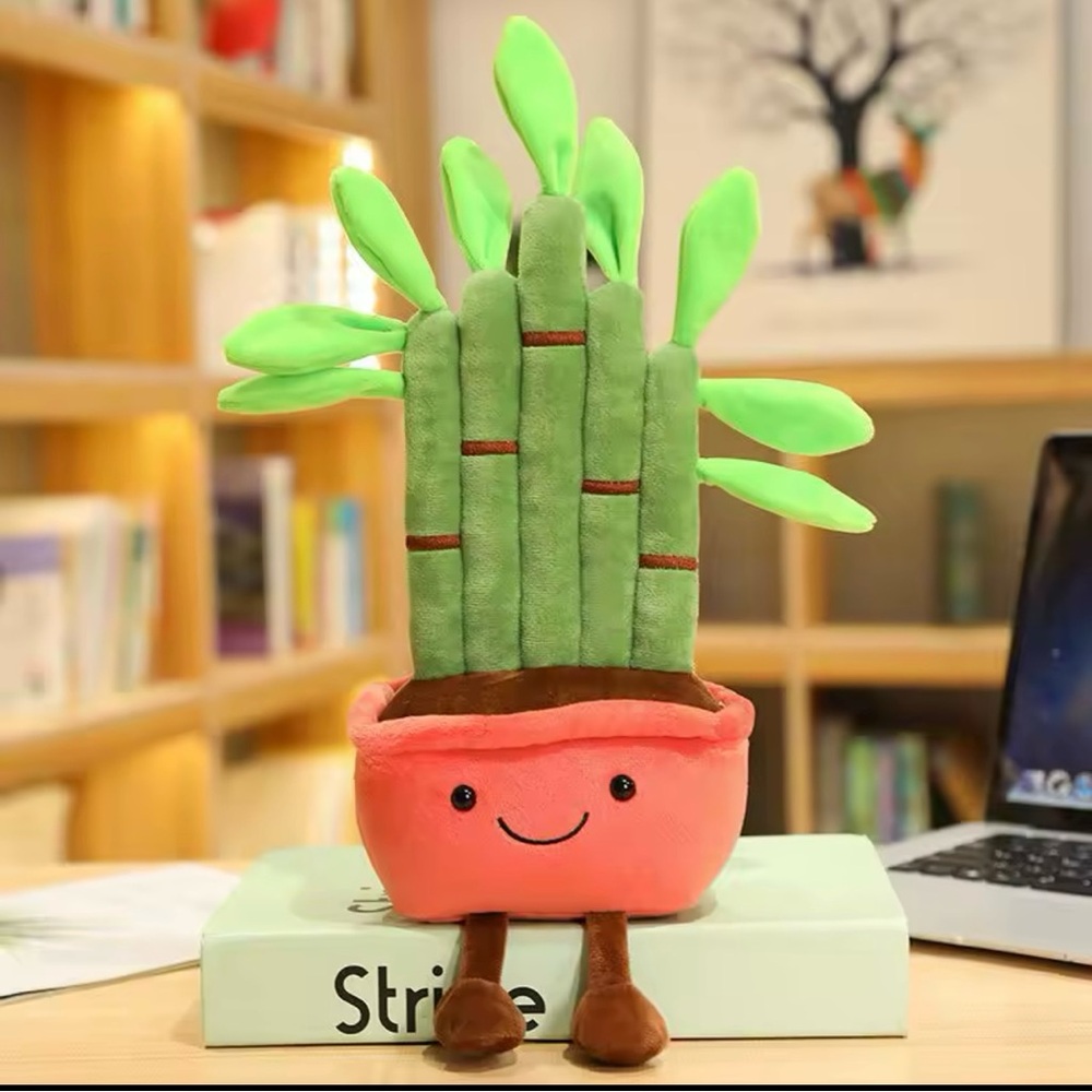 Smiling Bamboo Tree Plushie – Cute and Cozy Plant Decor